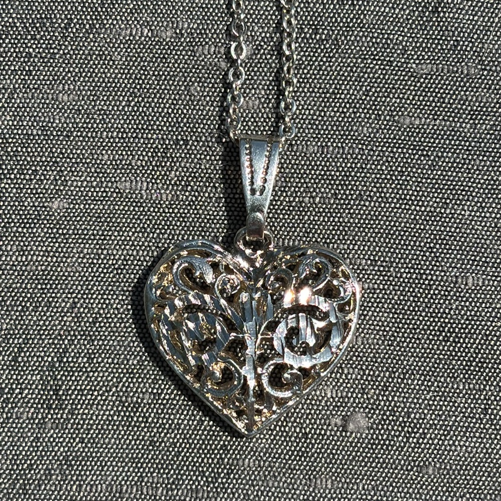 🩶 Puffy Filigree Style Silver Plated Heart Pendant